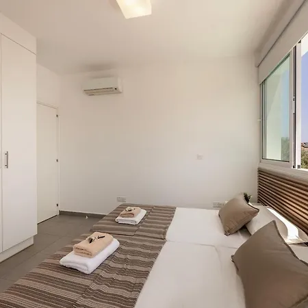 Seasalt Vila Paralimni