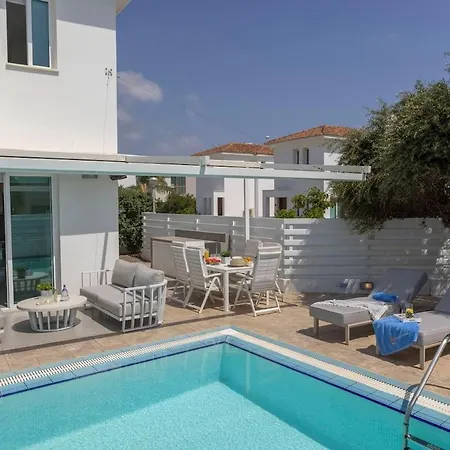 Seasalt Villa