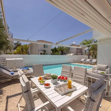 Villa Seasalt