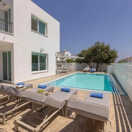 Villa Seasalt