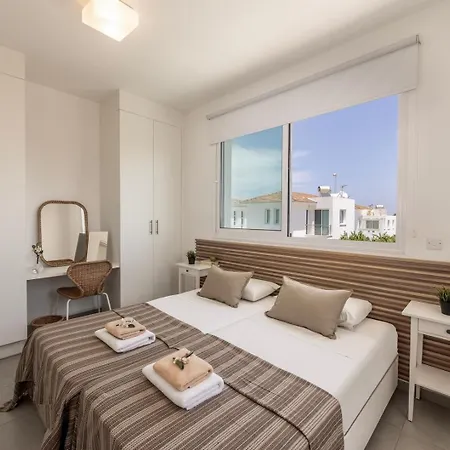 Seasalt Villa