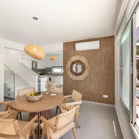 Villa Seasalt *
