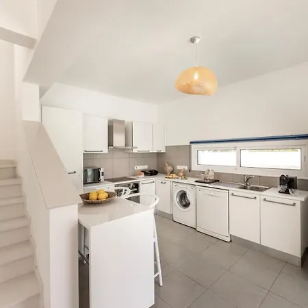 Seasalt Villa