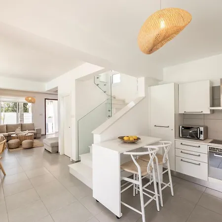 Villa Seasalt *