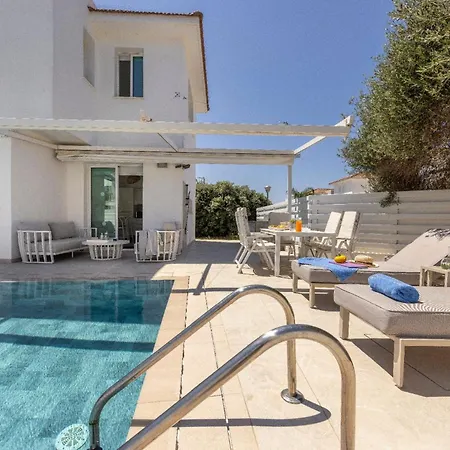 Seasalt Villa